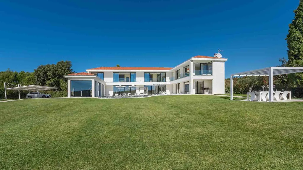 Villa in Vrsar for Up to 10 Guests with Pool