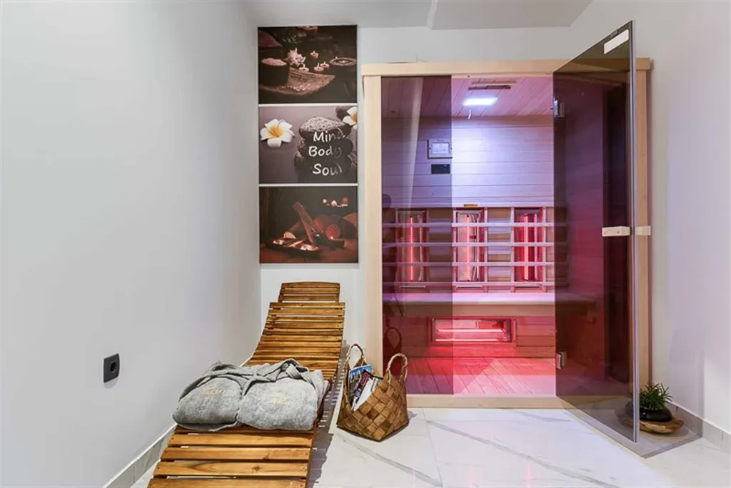 Villa in Rakalj for 6 Guests with Outdoor Pool