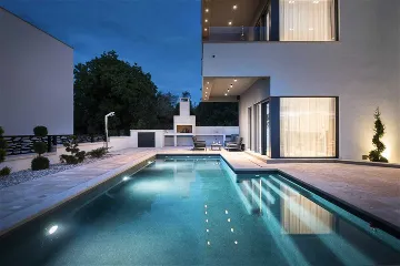 Villa in Rakalj for 6 Guests with Outdoor Pool