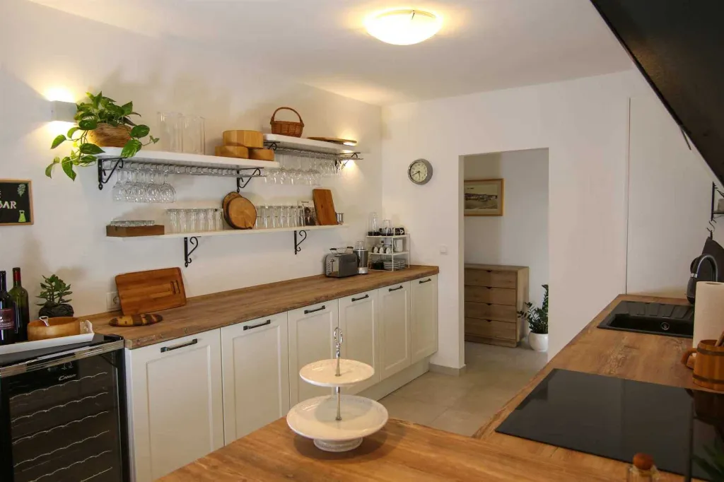 Dalmatian Stone Villa in Supetar for Up to 8
