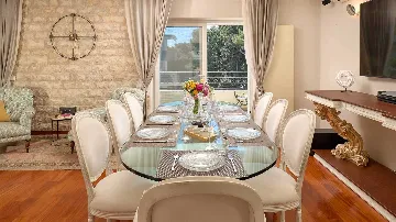 Villa in Split for 10 Guests with Sauna