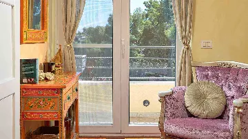 Villa in Split for 10 Guests with Sauna