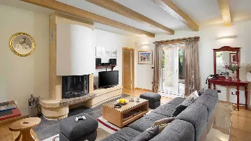 Heritage Villa in Labin for 8 Guests