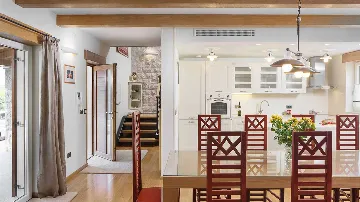 Heritage Villa in Labin for 8 Guests