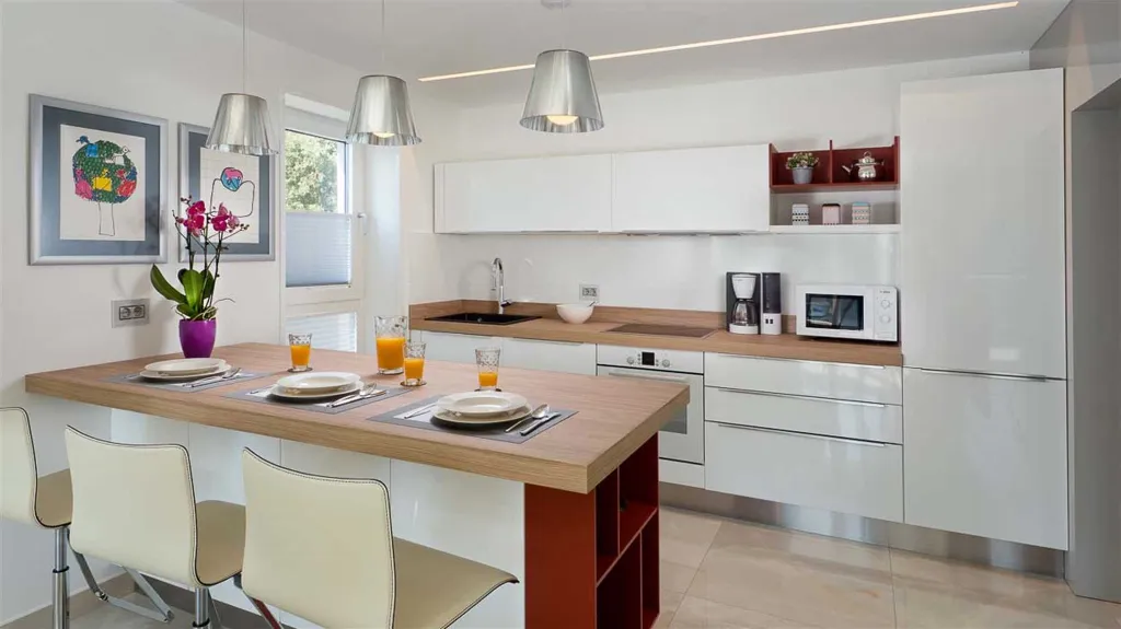 5-Bedroom Villa with Spa & Heated Pool near Labin