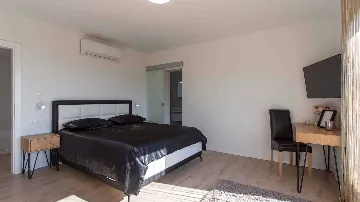 3-Bedroom Villa with Pool & BBQ in Kaštel Novi