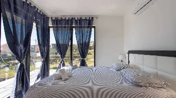 3-Bedroom Villa with Pool & BBQ in Kaštel Novi