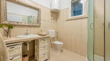 Villa with Sea Views in Pučišća (Sleeps 12)