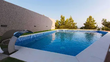 4-Bedroom Sea-View Villa in Klis