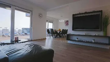 4-Bedroom Sea-View Villa in Klis