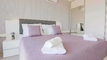 4-Bedroom Sea-View Villa in Klis