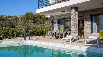 4-Bedroom Villa in Primošten Burnji for Up to 10