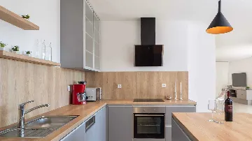 4-Bedroom Villa in Primošten Burnji for Up to 10