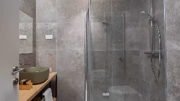 4-Bedroom Villa in Primošten Burnji for Up to 10