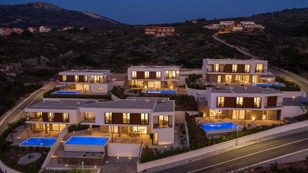 4-Bedroom Villa in Primošten Burnji for Up to 10