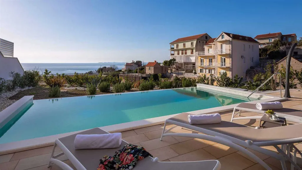 Villa with Sea Views in Primošten Burnji