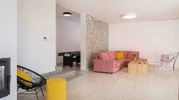 4-Bedroom Villa with Sea Views in Primošten Burnji