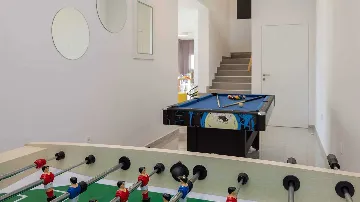 4-Bedroom Villa with Sea Views in Primošten Burnji