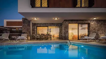 4-Bedroom Villa with Sea Views in Primošten Burnji