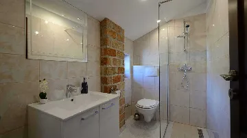 Stone Villa Estate in Buzet for Up to 28 Guests