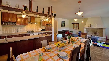 Stone Villa Estate in Buzet for Up to 28 Guests