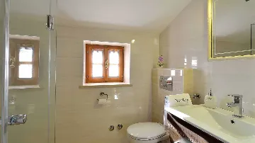 Stone Villa Estate in Buzet for Up to 28 Guests