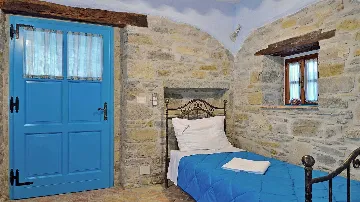 Stone Villa Estate in Buzet for Up to 28 Guests