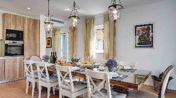 Tinjan 4-Bedroom Villa for 8 Guests, Croatia