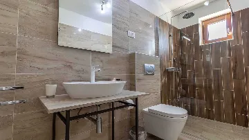 4-Bedroom Villa in Sveti Lovreč for 8 Guests