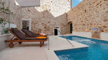 Stone Villa with Pool in Bol for 9 Guests