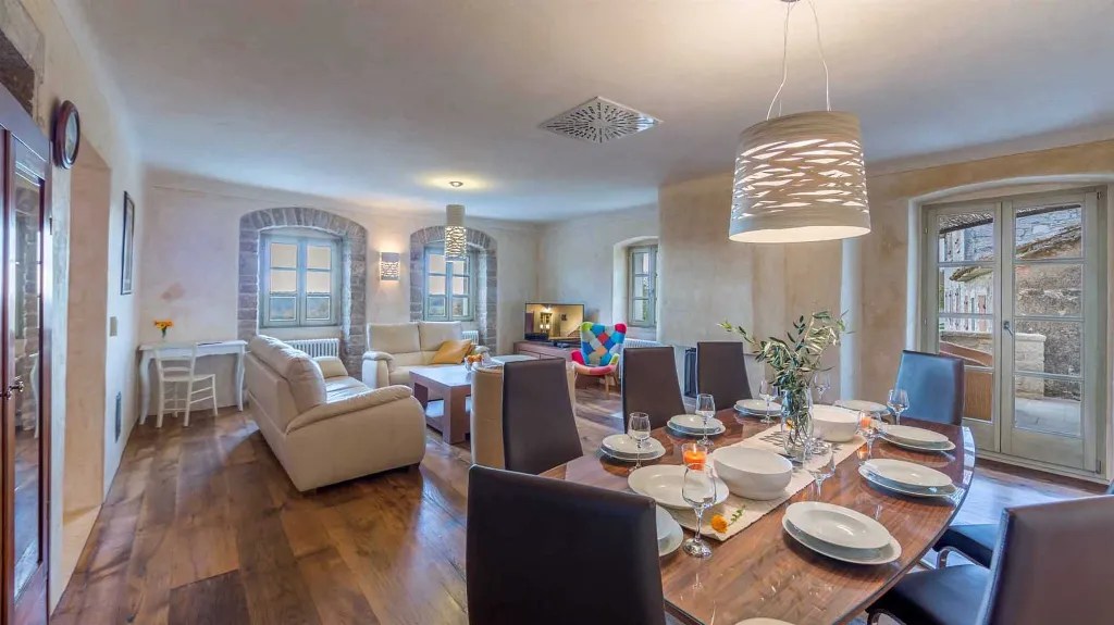 Heritage Villa in Višnjan for 8 Guests