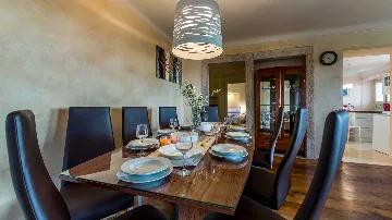 Heritage Villa in Višnjan for 8 Guests