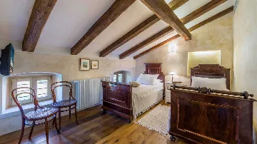 Heritage Villa in Višnjan for 8 Guests