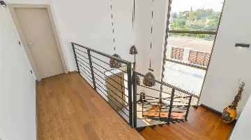 Modern 3-Bedroom Villa in Poljica-Brig for 6