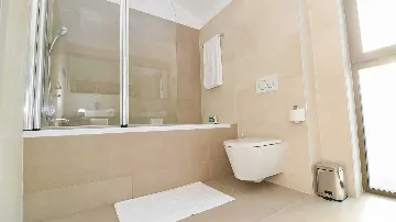 Modern 3-Bedroom Villa in Poljica-Brig for 6