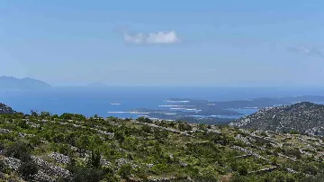 Stone Villa with Infinity Pool & Sea View in Hvar