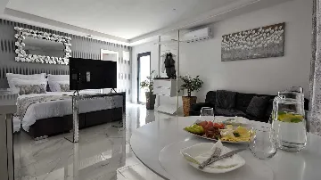 Stone Villa with Infinity Pool & Sea View in Hvar