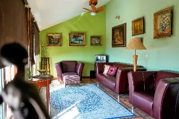 Traditional Villa in Sumartin (Sleeps 8)