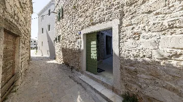 Stone Villa in Murter for Up to 14 Guests
