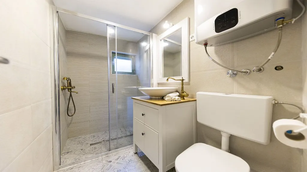 Stone Villa in Murter for Up to 14 Guests