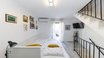 Stone Villa in Murter for Up to 14 Guests