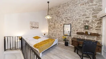 Stone Villa in Murter for Up to 14 Guests