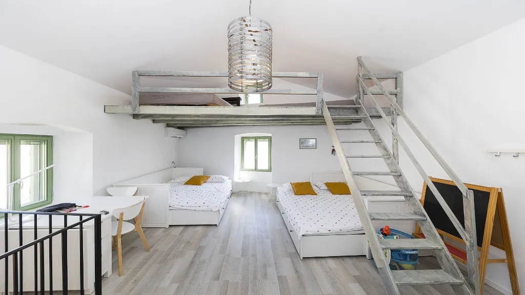 Stone Villa in Murter for Up to 14 Guests