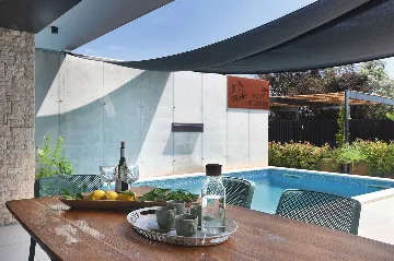 3-Bedroom Villa with Pool in Pula