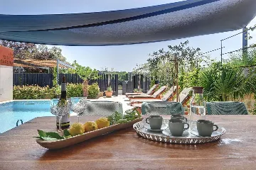 3-Bedroom Villa with Pool in Pula