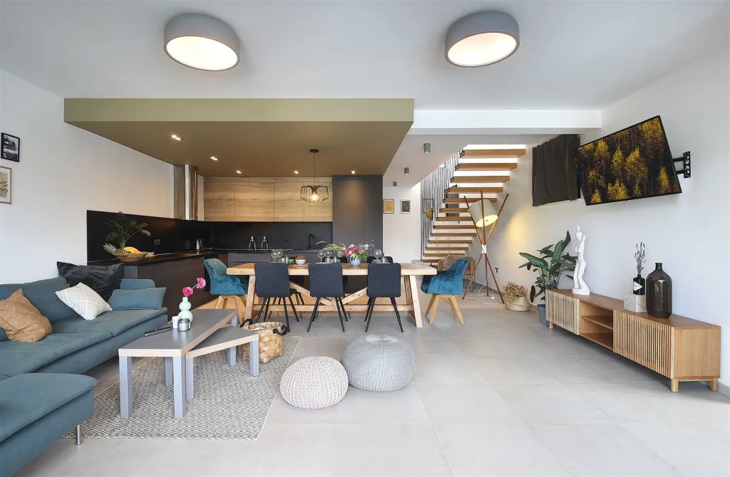 3-Bedroom Villa with Pool in Pula