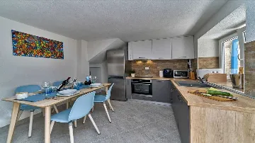 2-Bedroom Villa in Šolta with Private Jacuzzi