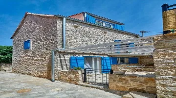 2-Bedroom Villa in Šolta with Private Jacuzzi