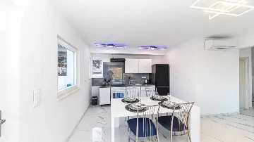 Seget Gornji Villa with Pool & View of Trogir