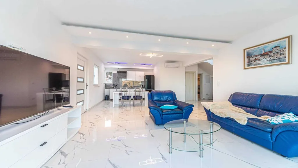 Seget Gornji Villa with Pool & View of Trogir